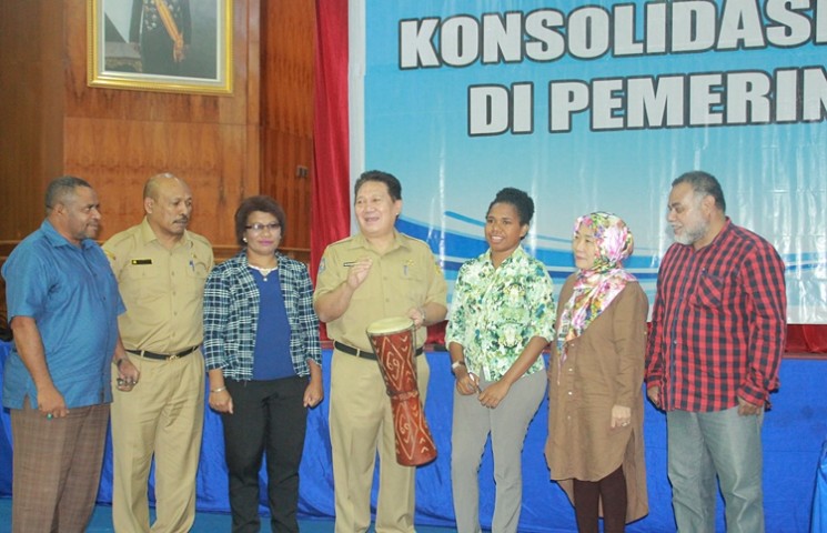 Sosialisasi Konsolidasi Pemaketan Pekerjaan di Pemerintahan Provinsi Papua 